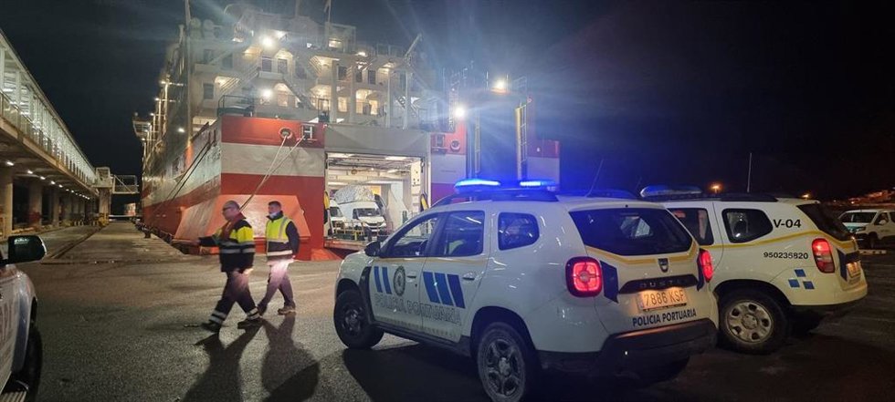 Imagen del ferri Wasa Express en el Puerto de Almería hacia Nador (Marruecos), primer viaje con pasajeros desde marzo de 2020.