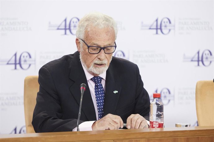 Defensor del Pueblo Andaluz, Jesús Maeztu, foto de recurso