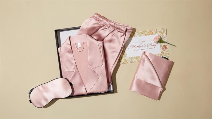 LILYSILK Unveils Six Limited-Edition Gift Sets for Mothers Day for their Irreplaceable Love