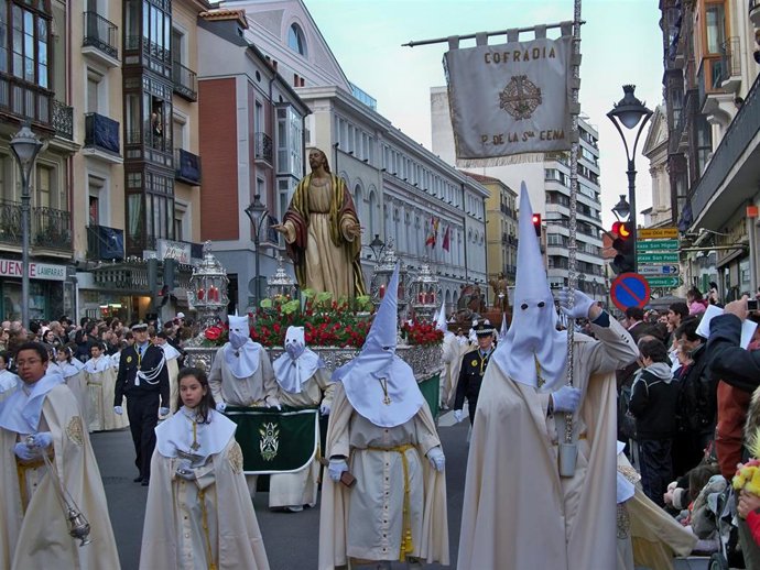 Archivo - Procesión General De La Semana Santa De Valladolid 2010.