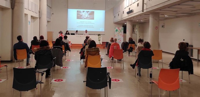 Jornada para la formación en prevención del suicidio celebrada en el Departamento de Educación.