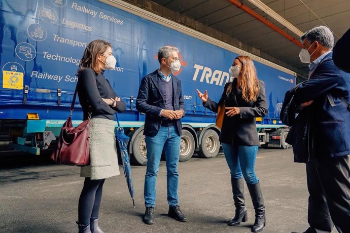 La Generalitat Prepara La Logística Para Transportar 100 Toneladas De Material Humanitario A Ucrania Desde Feria Valencia