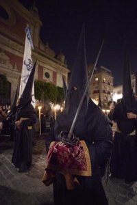 El alcalde de Sevilla ve "un éxito" la Madrugada, destaca la coordinación y señala 560.000 movimientos de personas