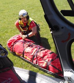 Rescate de una ciclista accidentada en el Valle de Santullán (Palencia)