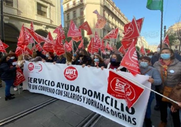UGT convoca protestas en defensa del servicio de ayuda a domicilio
