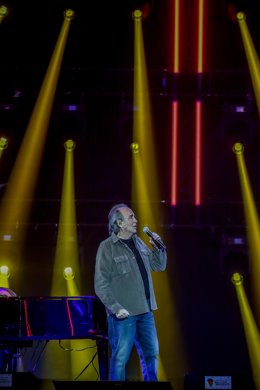 Archivo - El cantante Joan Manuel Serrat.