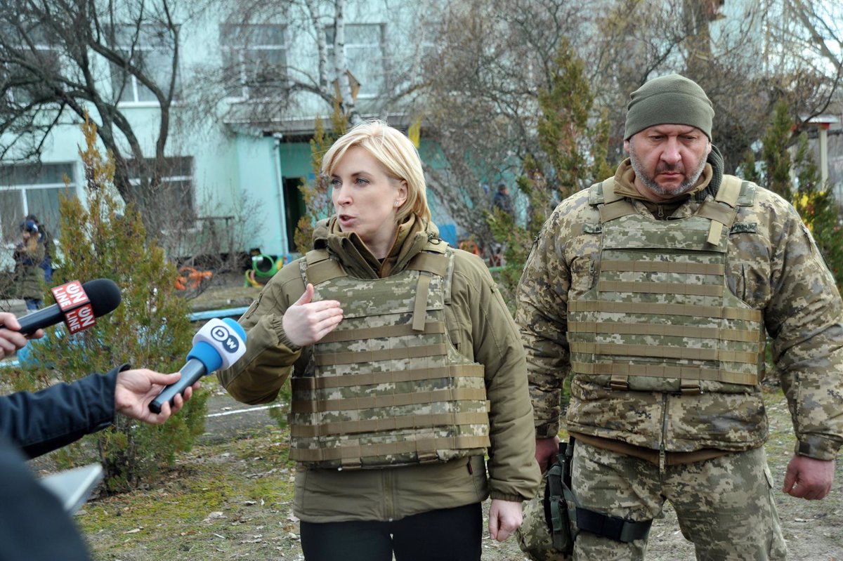 Ukraine confirms some 700 Ukrainian soldiers and as many Russians in enemy hands