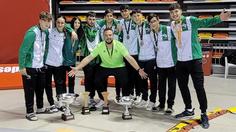 Jugadores del Club de Balonmano Bahía de Almería en el Campeonato de España en Murcia