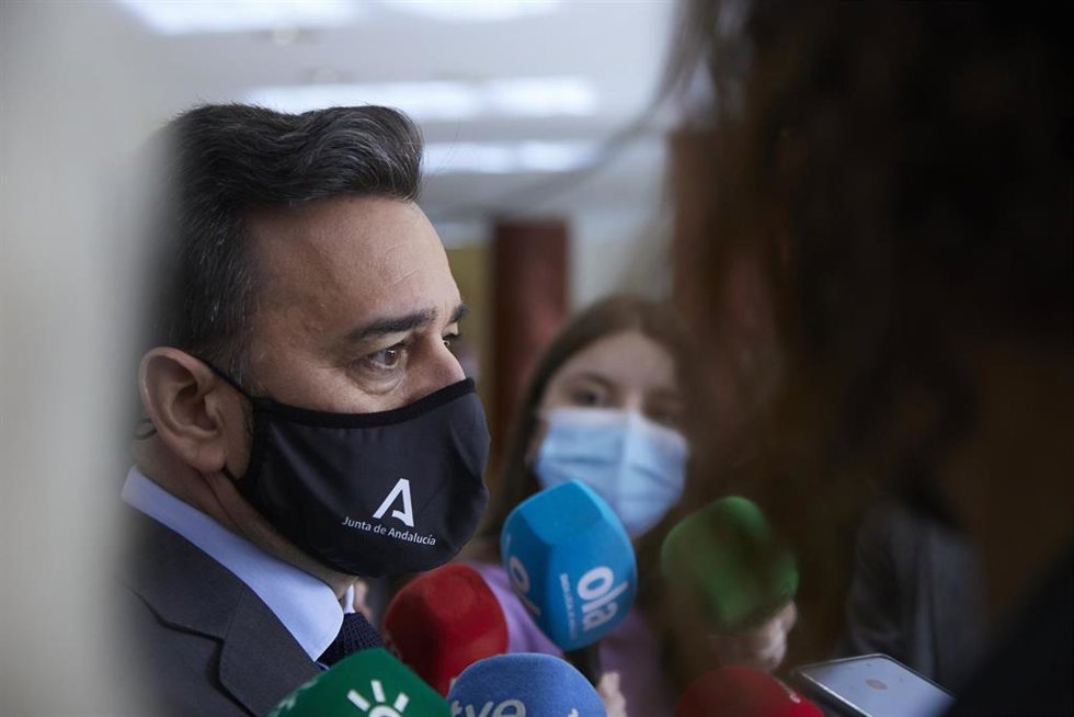 El consejero de Educación y Deporte, Manuel Alejandro Cardenete.