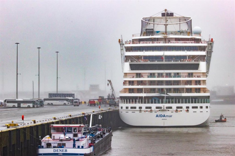 Archivo - Un crucero alemán en el puerto belga de Zeebrugge (archivo).