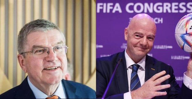 Thomas Bach, presidente del COI (Izquierda), y Gianni Infantino, presidente de la FIFA (Derecha).