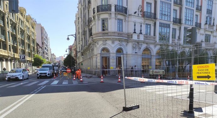 Obras en la calle Miguel Íscar en Valladolid.