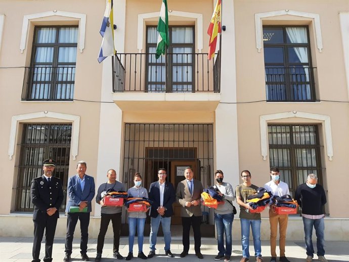 Presentación de la Agrupación de Protección Civil de Isla Mayor, en Sevilla.