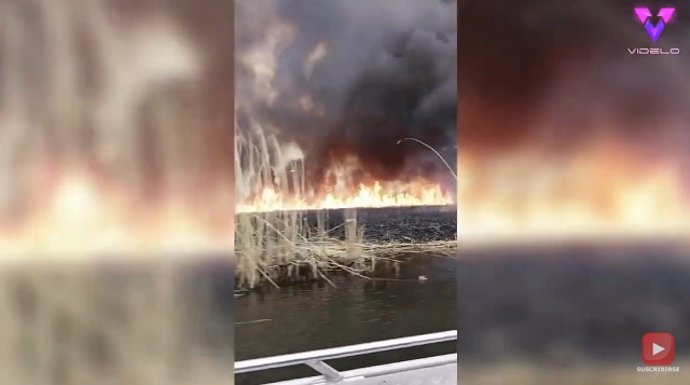 Este pescador fue testigo de un terrible incendio en Kazajistán