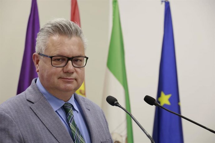 El portavoz del PSOE en la Diputación de Córdoba, Esteban Morales.