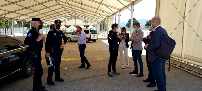 Un total de 30 policías locales y 25 voluntarios de Protección Civil prestarán servicio este martes en la Zona Huertana de la Fica