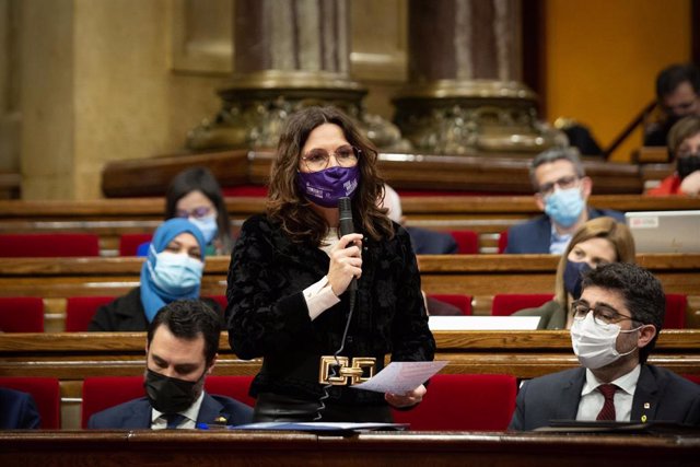 La consellera de Presidencia de la Generalitat, Laura Vilagrà, en el Parlament