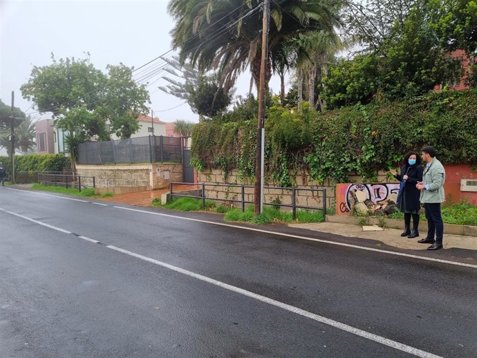 El alcalde de La Laguna, Luis Yeray Gutiérrez, en la calle Pozo Cabildo