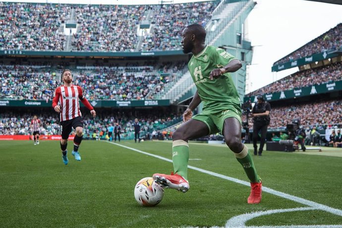 Archivo - Youssouf Sabaly en el Benito Villamarín