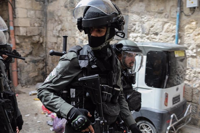Un soldat israeli a la ciutat de Jerusalem