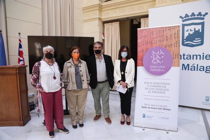 Presentación de las jornadas de historia 'Málaga, 3000 años pionera. Foco industrial y comercial de los fenicios al presente'