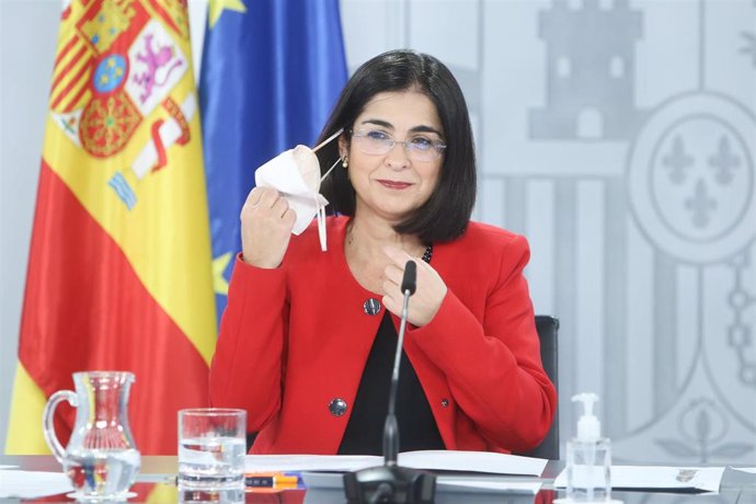 Archivo - La ministra de Sanidad, Carolina Darias, en una rueda de prensa posterior al Consejo Interterritorial del Sistema Nacional de Salud, en el Palacio La Moncloa, a 16 de febrero de 2022, en Madrid (España). El Consejo Interterritorial ha abordado