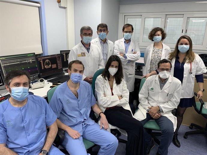 Porfesionales de la Unidad de Arritmias y de Cardiología Pediátrica del Macarena.