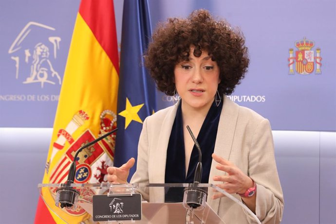 Archivo - La portavoz de En Comú Podem en el Congreso, Aina Vidal, ofrece una rueda de prensa antes de participar en la Junta de Portavoces en el Congreso de los Diputados, a 15 de marzo de 2022, en Madrid (España).