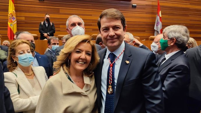 Teresa Mallada y Alfonso Fernández Mañueco