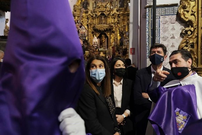 La delegada territorial de Turismo de Cádiz, María Jesús Herencia, junto al vicepresidente de la Junta de Andalucía, Juan Marín.