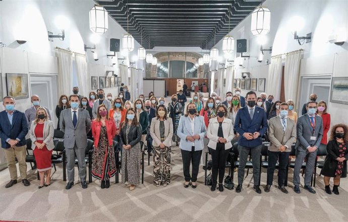Lectura del manifiesto por el Día Mundial del Parkinson en el Parlamento de Andalucía