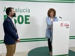 La secretaria general del PSOE de Huelva, María Eugenia Limón, junto al secretario de Organización de la Ejecutiva del PSOE de Andalucía, Noel López.