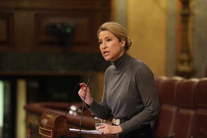 La diputada de Cs en el Congreso de los Diputados, María Muñoz, interviene en una sesión plenaria en el Congreso de los Diputados, a 29 de marzo de 2022, en Madrid (España). El Pleno decide si inicia la tramitación parlamentaria de las proposiciones de 