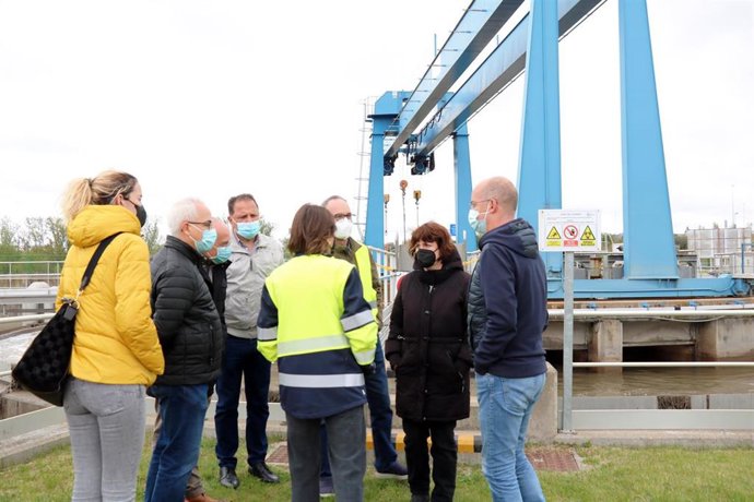Visita de miembros del Consejo de Administración de Aquavall a la EDAR de Valladolid.