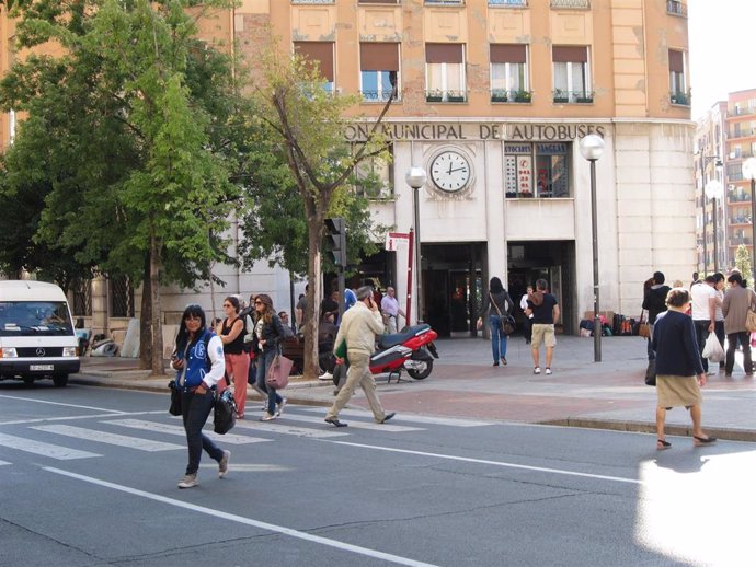Archivo -    El Ayuntamiento de Logroño sacará a licitación la gestión de la estación municipal de autobuses por un periodo inicial de tres años, hasta 2015, con el objetivo de mejorar sus servicios e instalaciones, mientras se construye la futura estac