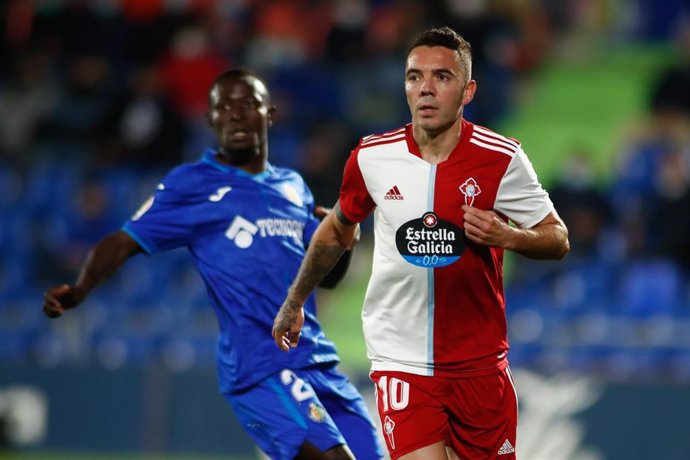 Archivo - El delantero del Celta Iago Aspas celebrando un gol ante el Getafe