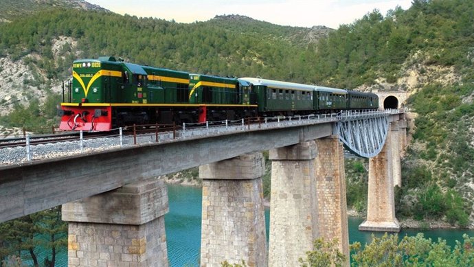 El Tren dels Llacs inicia su nueva temporada