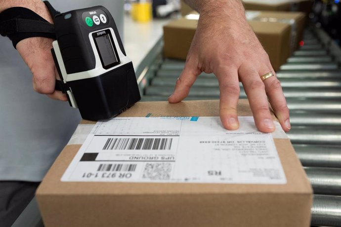 Handheld fulfills record order to world-leading package delivery company. The record order is for Handhelds SP500X ScanPrinter, an innovative wearable scan-and-print solution that eliminates the need for printed labels