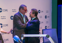 Page pide estudiar la opción de que gobierne la lista más votada pero avisa a PP: Vox podría adelantarle en alguna plaza