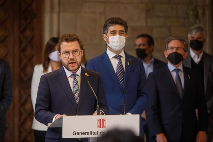 El presidente de la Generalitat, Pere Aragons, comparece tras valorar el supuesto caso de espionaje a independentistas, en el Palau de la Generalitat. ARCHIVO.