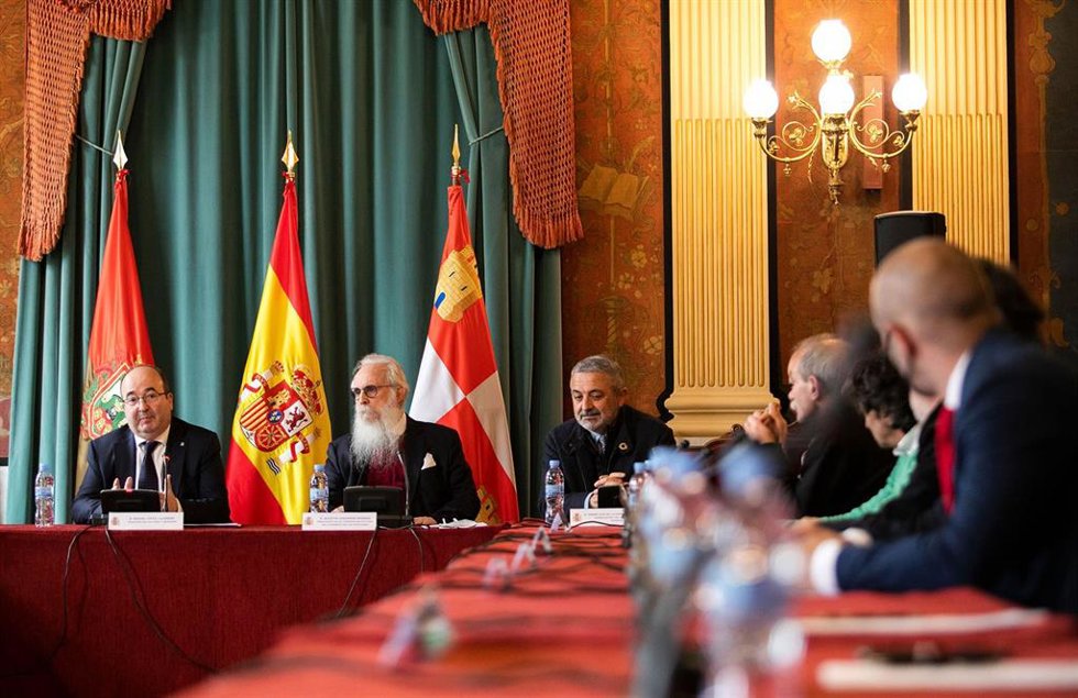 Iceta inicia en Burgos una ronda de encuentros con el sector cultural