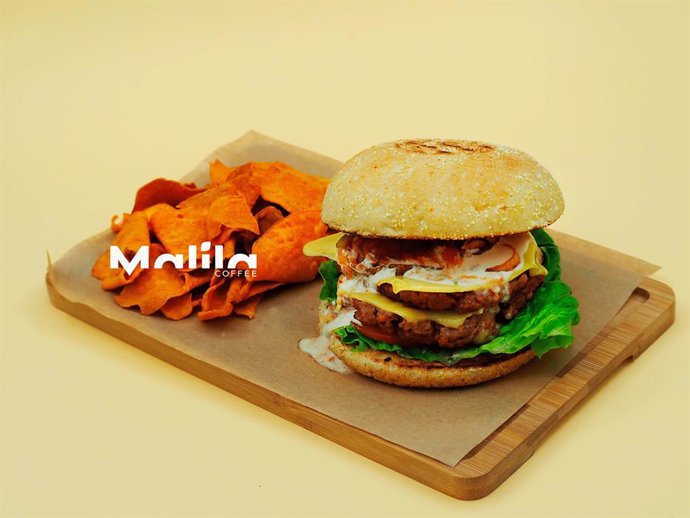 Malila Coffee | vegan burger