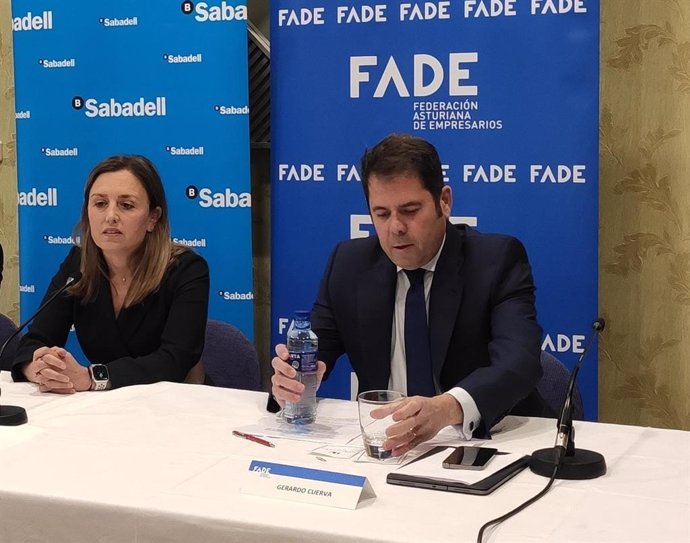El presidente de la Confederación Española de la Pequeña y Mediana Empresa (Cepyme), Gerardo Cuerva, junto a la presidenta de FADE, María Calvo.