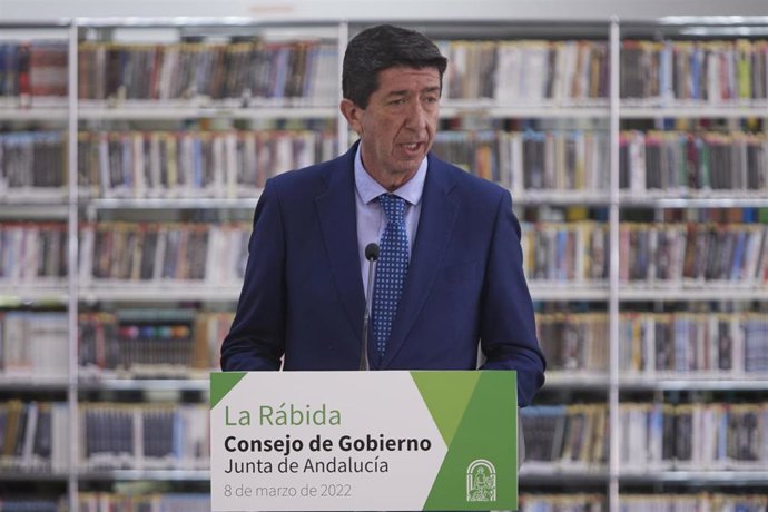 Archivo - El vicepresidente de la Junta y consejero de Turismo, Juan Marín, en una imagen de archivo.