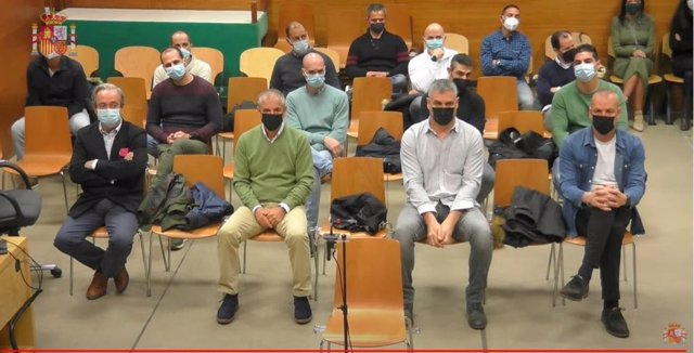 Los acusados, durante la vista oral en el Juzgado de lo Penal número 2 de Valladolid.