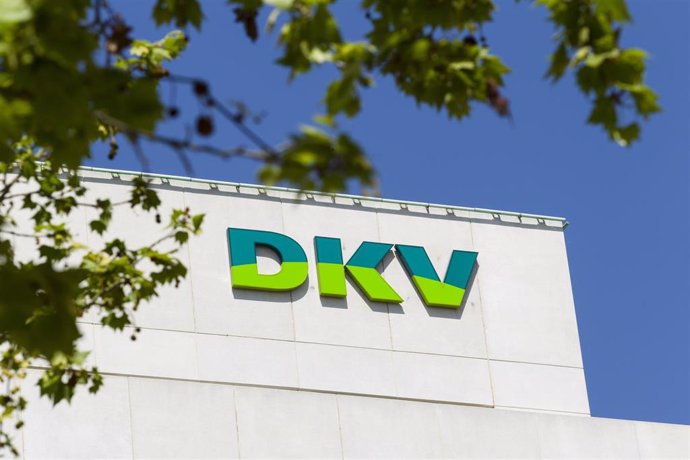 Archivo - Sede de DKV Seguros