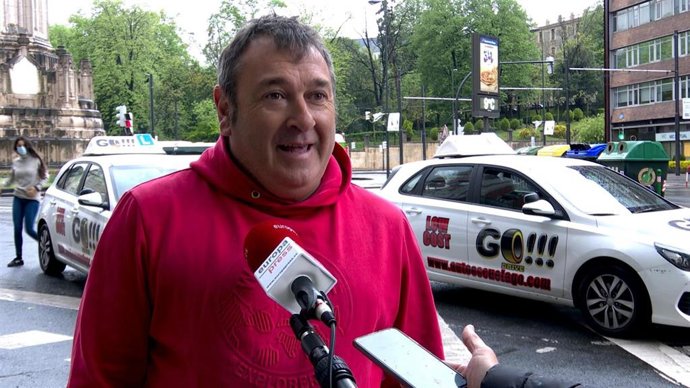 Patricio Arriandiaga, gerente de la autoescuela Go!!! de Bilbao