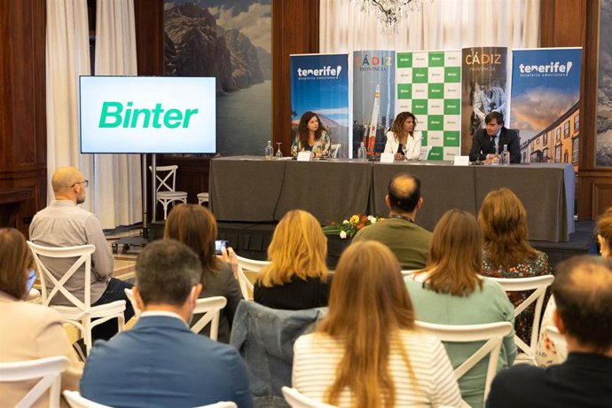 Jornadas de promoción turística de la provincia de Cádiz en Santa Cruz de Tenerife.