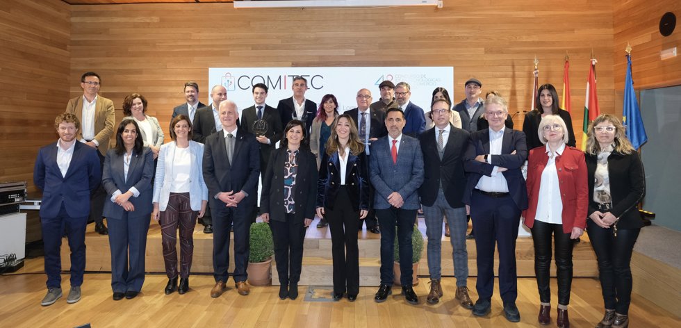 Autoridades y premiados en los galardones a Ideas Tecnológicas para el Comercio Minorista  