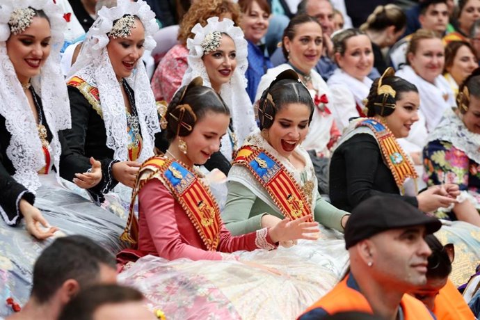 Las Falleras Mayores de Valncia,  Nerea López Maestre y Carmen Martín Carbonell, durante su visita a las Fiestas de la Primavera de Murcia